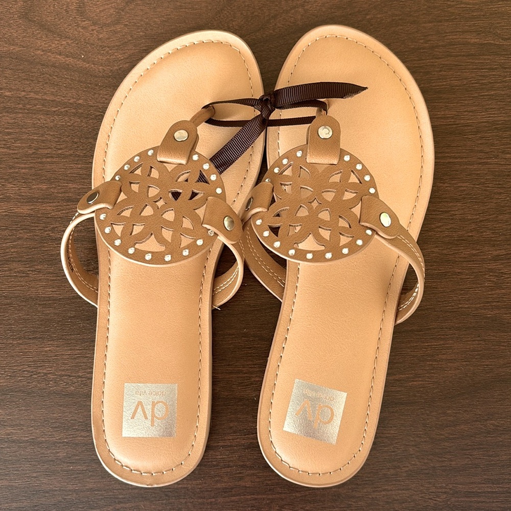 Dolce vita sandals